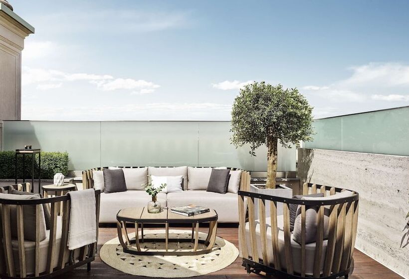 Suite with Terrace, Park Hyatt Milano