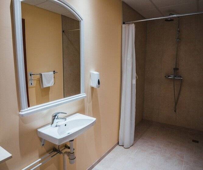 اتاق خانوادگی, Sel Hótel Mývatn