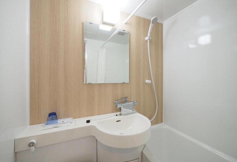 Номер Стандарт Трехместный, Tabino Hotel Express Narita