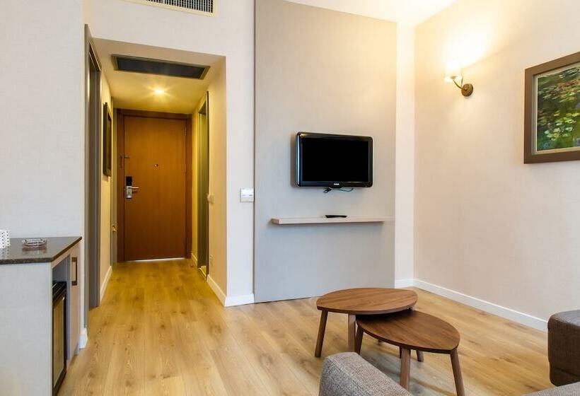 سوییت, Spa Hotel Colossae Thermal