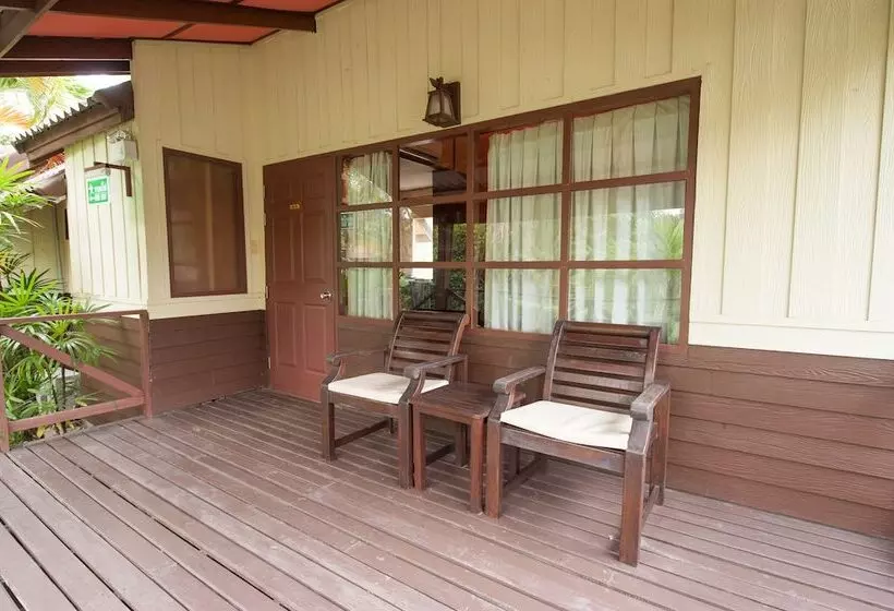 بانگلوی لوکس, Pinnacle Samui Resort Sha Plus