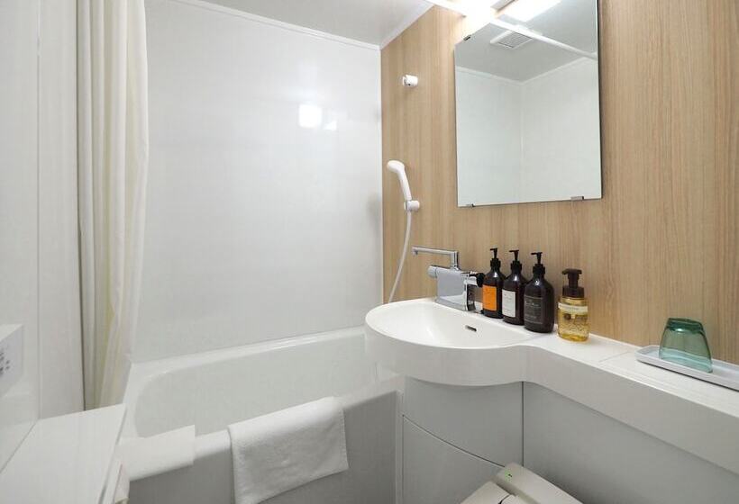 Номер Стандарт Трехместный, Tabino Hotel Express Narita