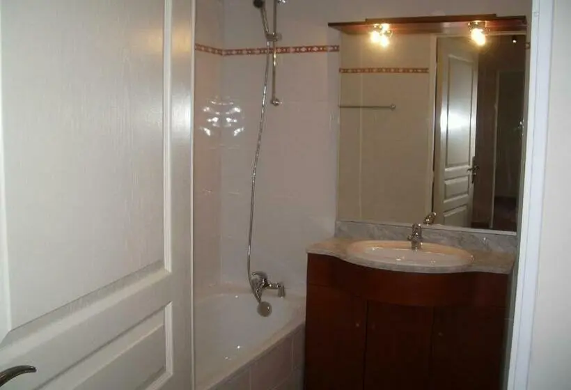 ツーベッドルーム　ヴィラ, Résidence Prestige Odalys Les Villas Milady