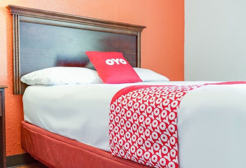 חדר סטנדרט שתי מיטות זוגיות, Oyo Hotel Mona Lake Muskegon