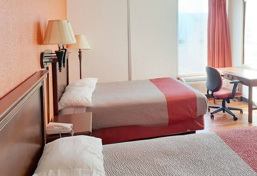 חדר סטנדרט שתי מיטות זוגיות, Oyo Hotel Mona Lake Muskegon