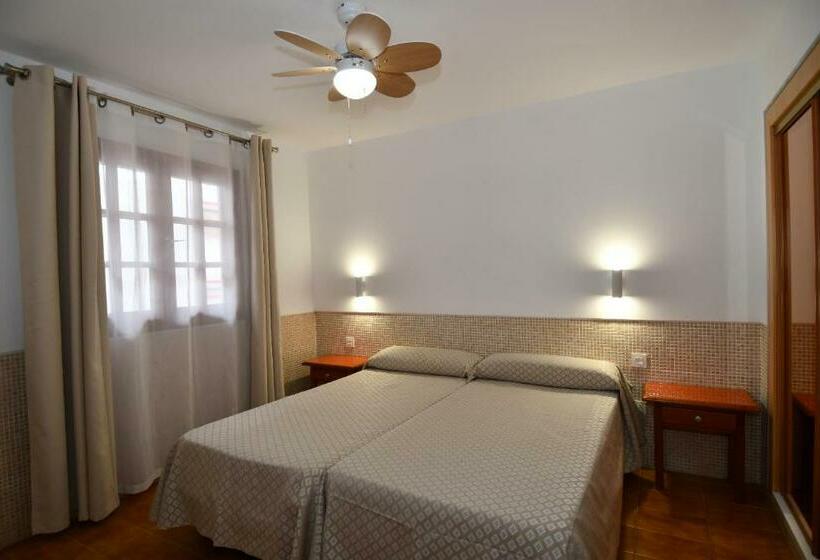 Апартаменты 1 Спальня с Террасой, Apartamentos Villa Florida