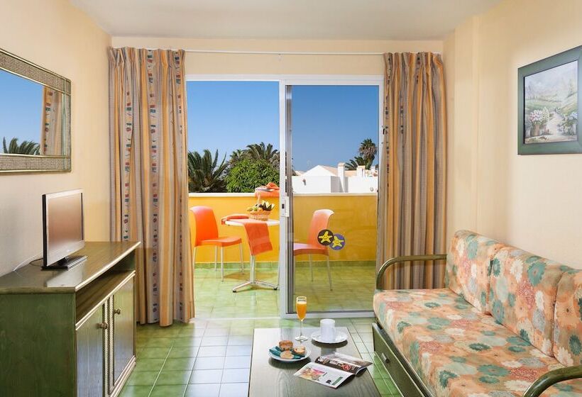 带2个卧室的公寓, Caleta Garden