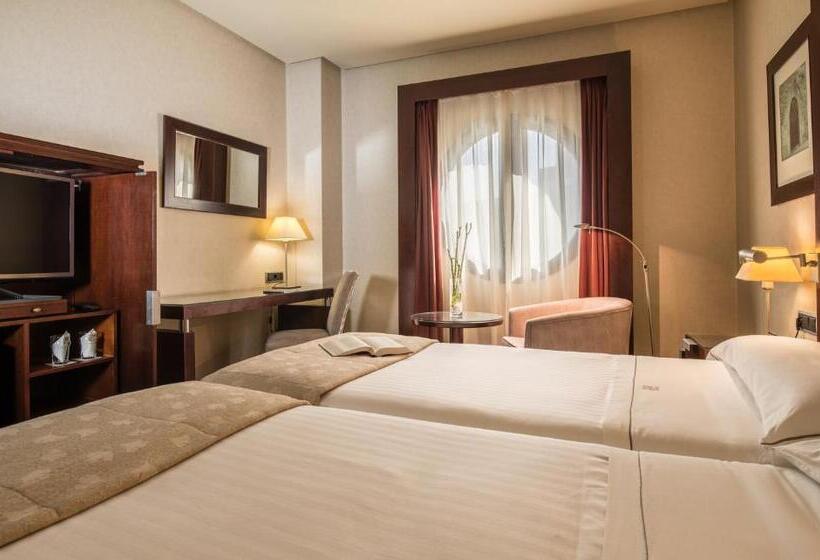 اتاق استاندارد, Badajoz Center