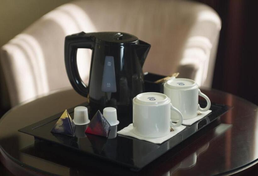 اتاق سوپریور, Badajoz Center