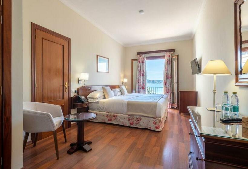 스탠다드 발코니 룸 바다 전망, Cala Fornells