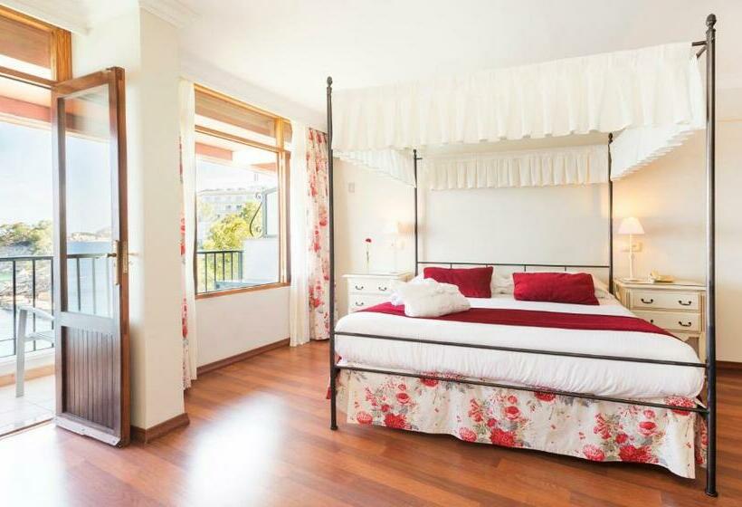 발코니가 있는 바다 전망 수피리어 룸, Cala Fornells