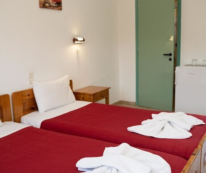 Standard Værelse, Dimitris Villa