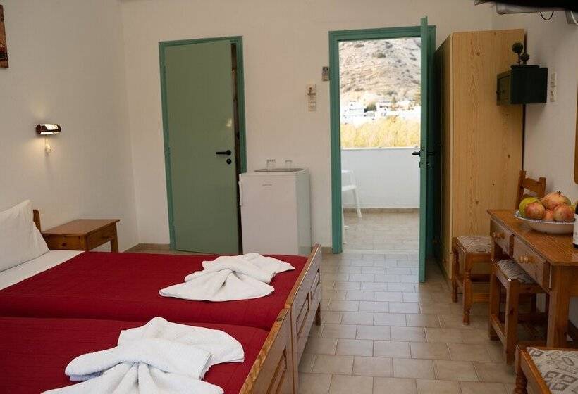 Standard Værelse, Dimitris Villa