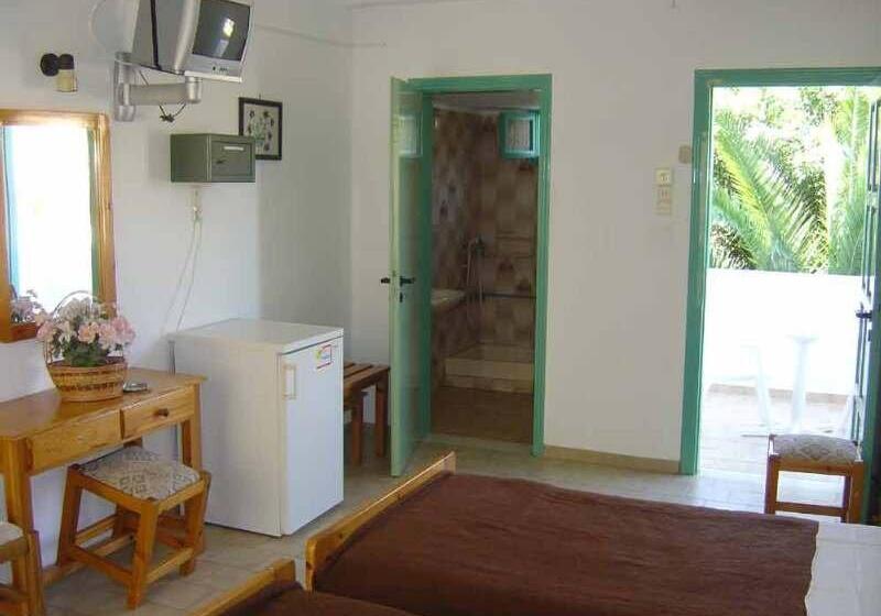 Standard Værelse, Dimitris Villa