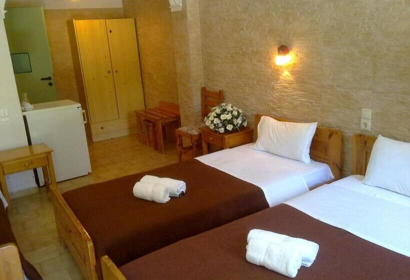 Standard 3 Pers. Værelse, Dimitris Villa