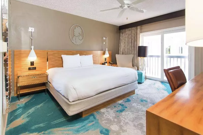 Standard Room King Size Bed