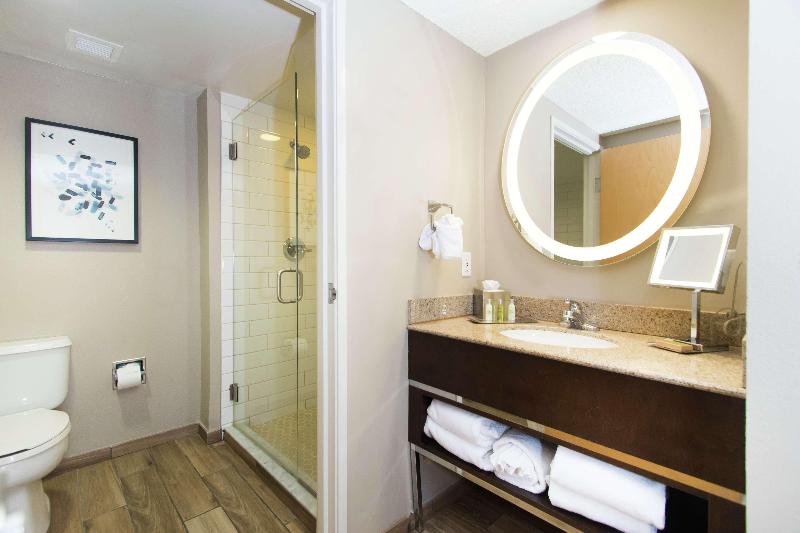 Sviitti King-vuode, Doubletree Resort By Hilton Grand Key   Key West