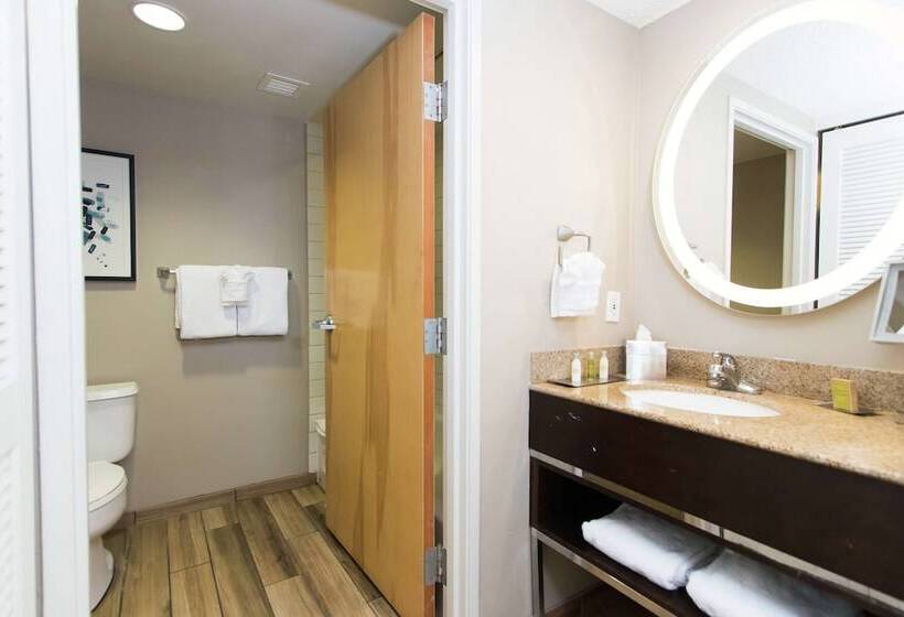 Standard-huone 2 Parivuodetta, Doubletree Resort By Hilton Grand Key   Key West