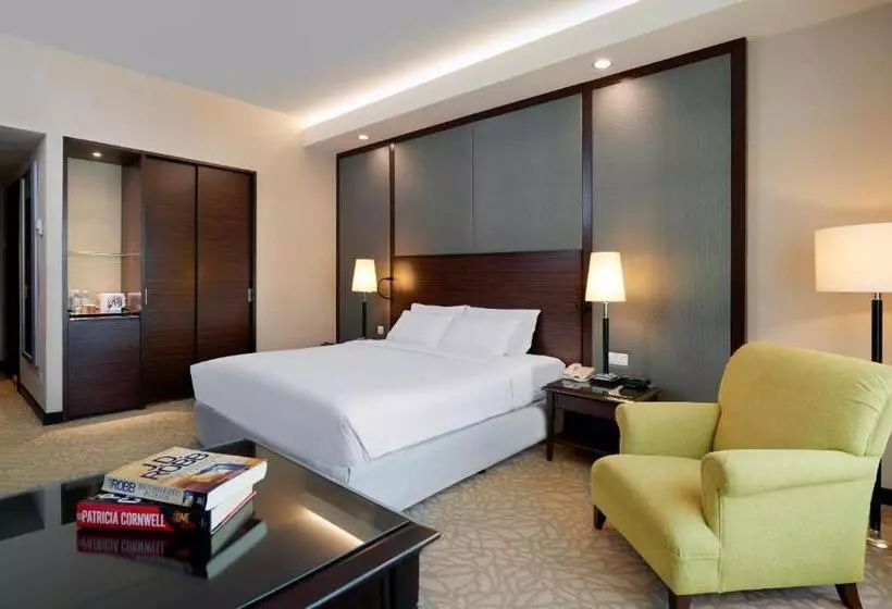 اتاق لوکس با تخت بزرگ, Eastin Hotel Kuala Lumpur