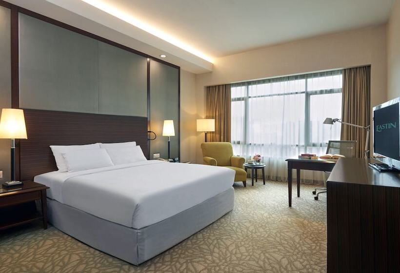 Номер Deluxe, Eastin Hotel Kuala Lumpur