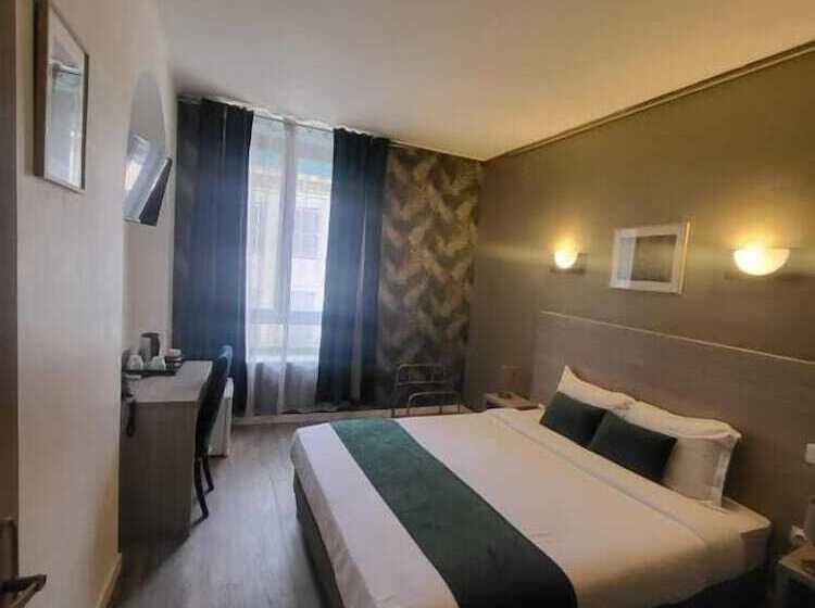 スーペリアールーム, Empire