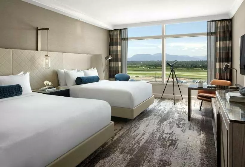 اتاق استاندارد با چشم‌انداز, Fairmont Vancouver Airport Interminal
