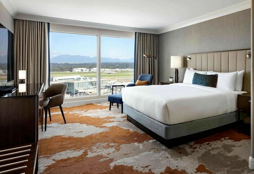 غرفة قياسية سرير كينج, Fairmont Vancouver Airport Interminal