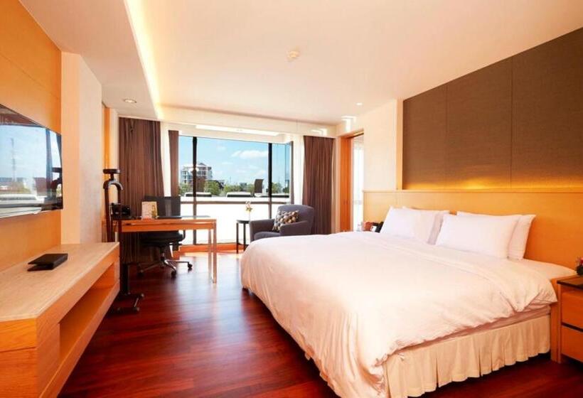 Номер Deluxe, Lao Plaza