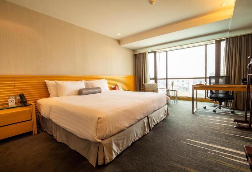 Номер Deluxe, Lao Plaza