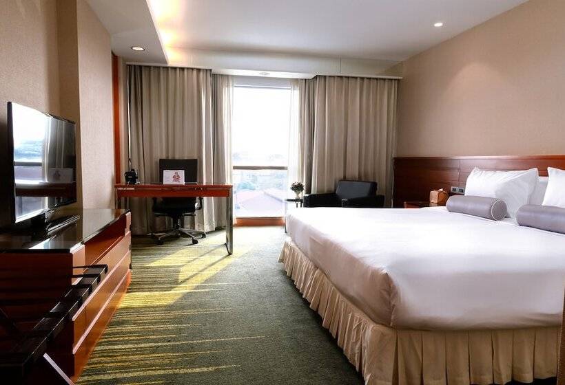 Номер Deluxe, Lao Plaza