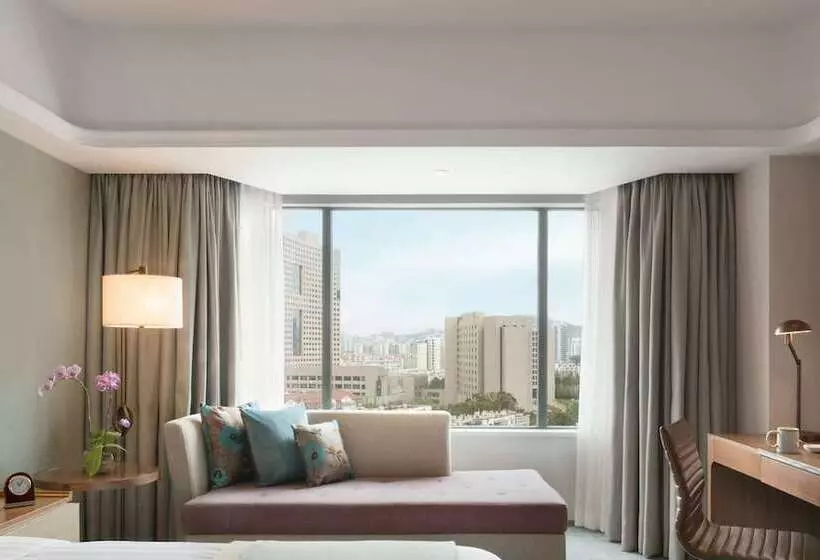 デラックスルーム, Shangri La Qingdao May Fourth Square