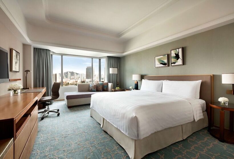 اتاق لوکس, Shangri La Qingdao   May Fourth Square