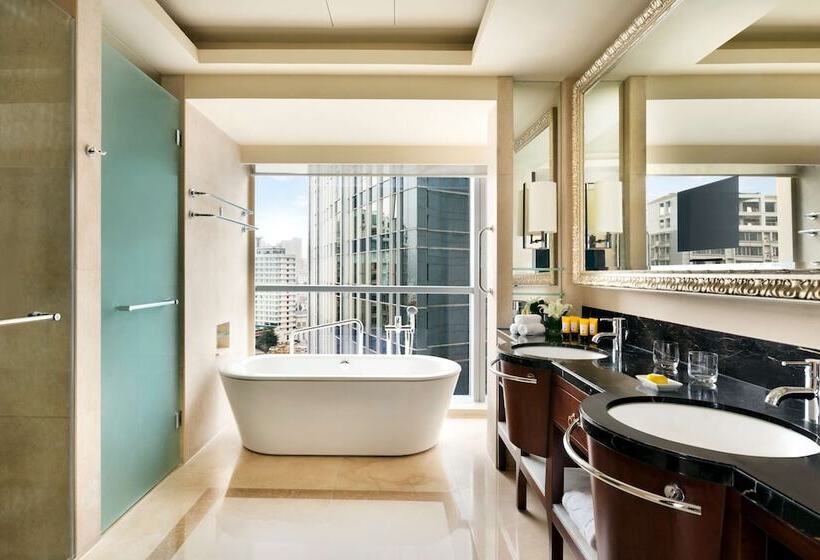 سوییت اجرایی, Shangri La Qingdao   May Fourth Square