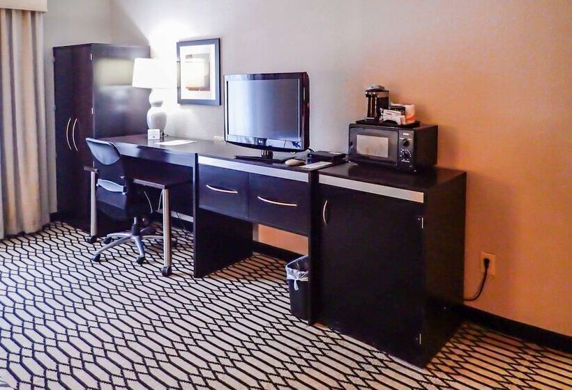 סוויטה, Bwi Suites