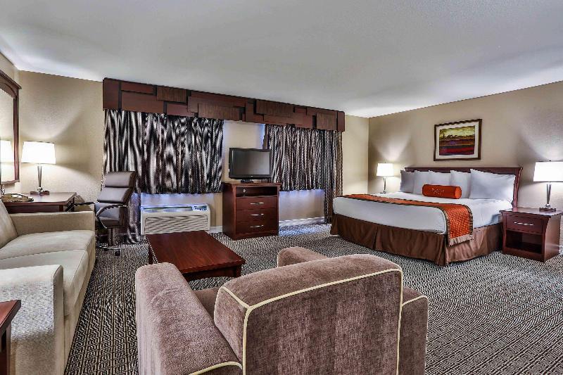 سوییت اجرایی, Tuscany Suites & Casino