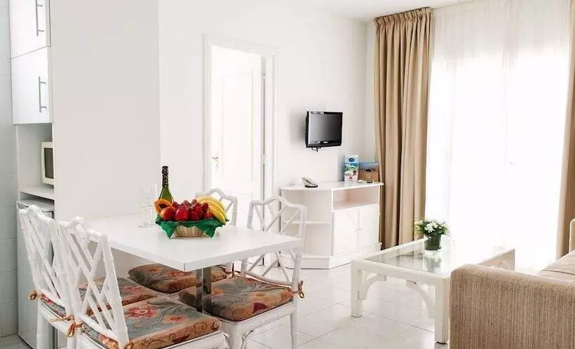 آپارتمان 1 خوابه همکف, Lagos de Fañabé