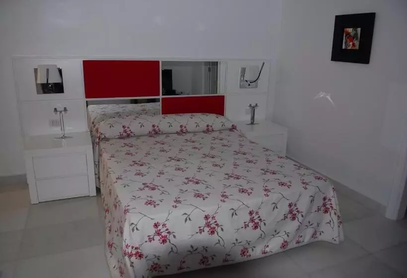 ویلای 5 خوابه, Lagos de Fañabé