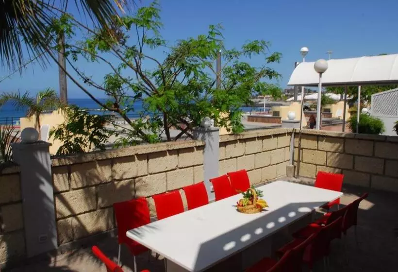 ویلای 5 خوابه, Lagos de Fañabé
