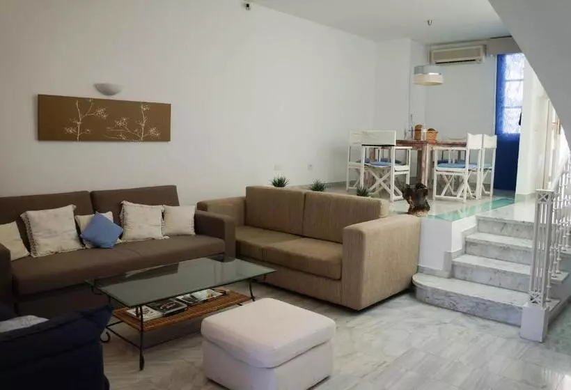 ویلای 2 خوابه, Lagos de Fañabé