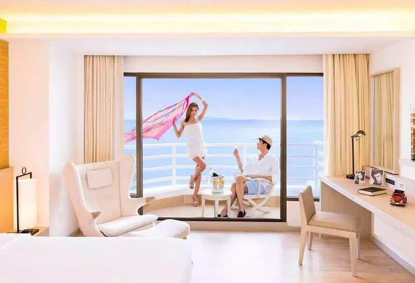 海の見えるエクゼクティブルーム, Pullman Pattaya Hotel G