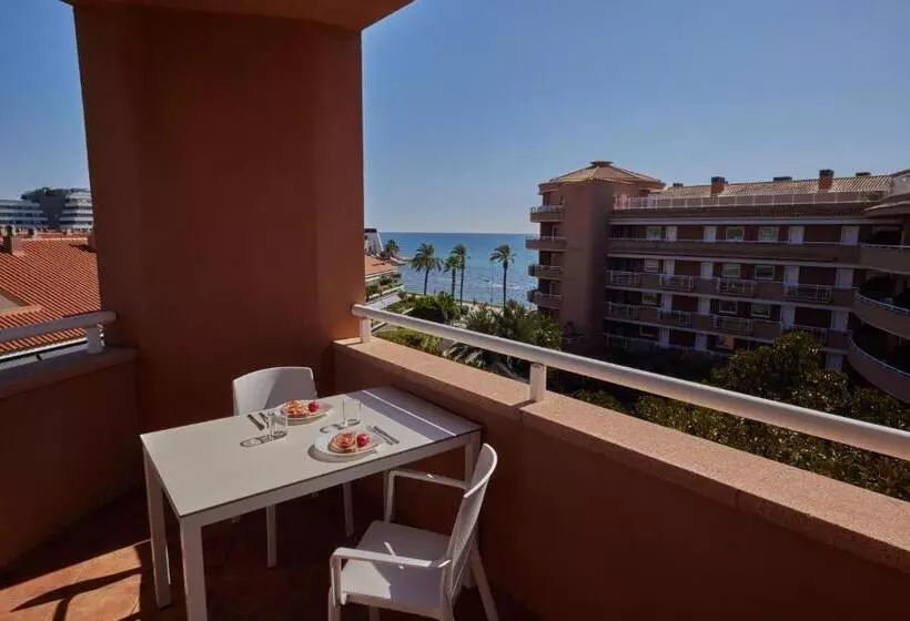 استودیو استاندارد با چشم‌انداز استخر, Sunway Playa Golf & Spa Sitges