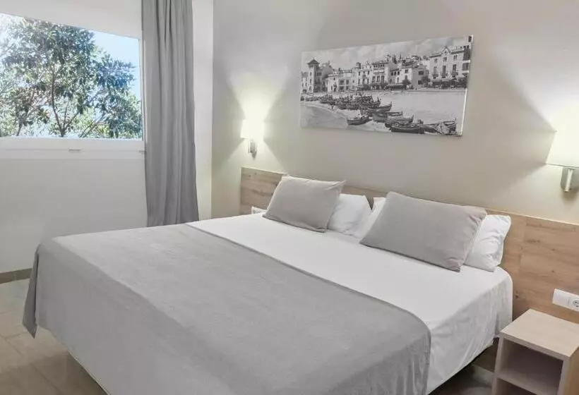 سوییت جونیور با چشم‌انداز دریا, Sunway Playa Golf & Spa Sitges