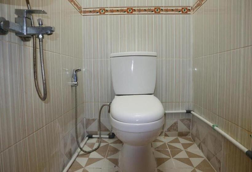 Pokój Standard Jednoosobowy, Reddoorz Syariah At D Rizs Homestay