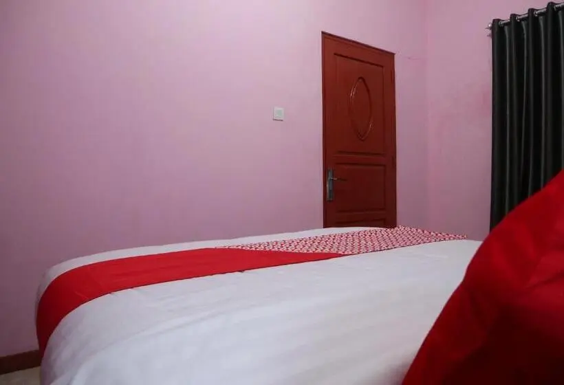 デラックスルーム, Reddoorz Syariah At D Rizs Homestay