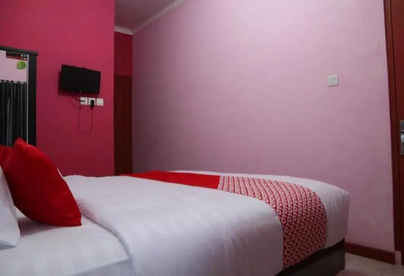 デラックスルーム, Reddoorz Syariah At D Rizs Homestay