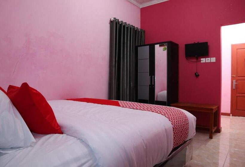 豪华家庭房间, Reddoorz Syariah At D Rizs Homestay