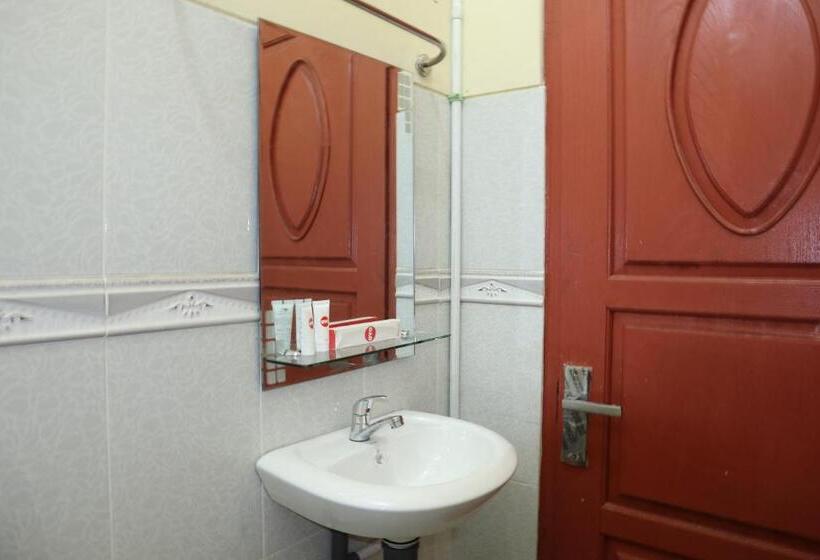 豪华家庭房间, Reddoorz Syariah At D Rizs Homestay