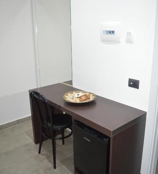 اتاق استاندارد چهار تخته, B&b Vesuvius