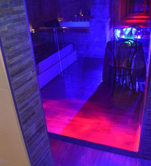 سوییت لوکس, B&b Vesuvius