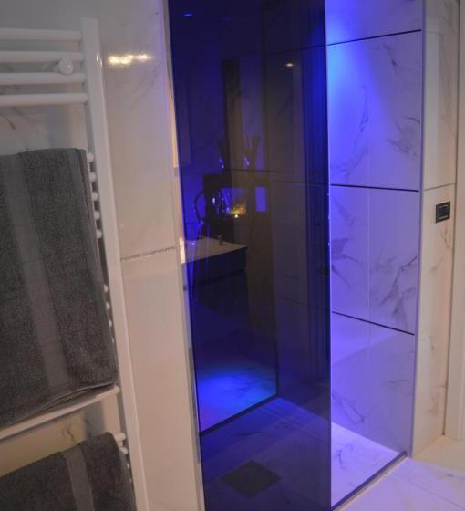 سوییت لوکس, B&b Vesuvius